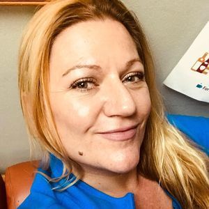 Meet your Posher, Caroline